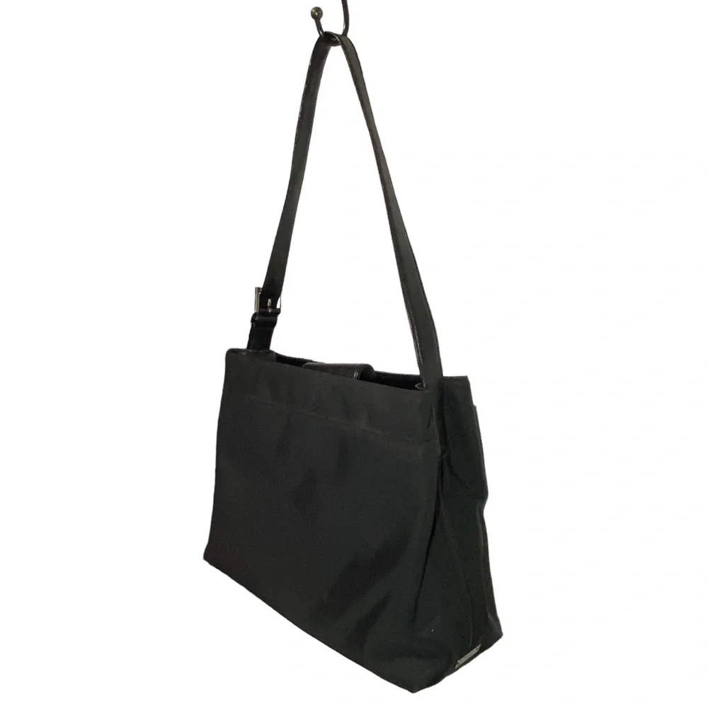 Rare Vintage Coach Handbag In Black - Picture 8 of 11